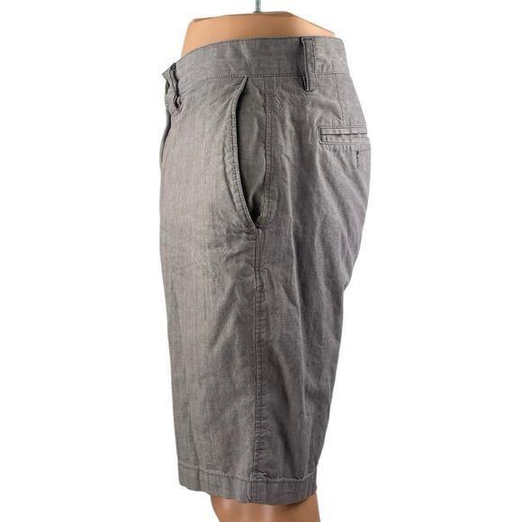 Banana Republic Emerson Men's Gray Mid Rise Slim Straight Chino Khaki Shorts 30 - Picture 2 of 5